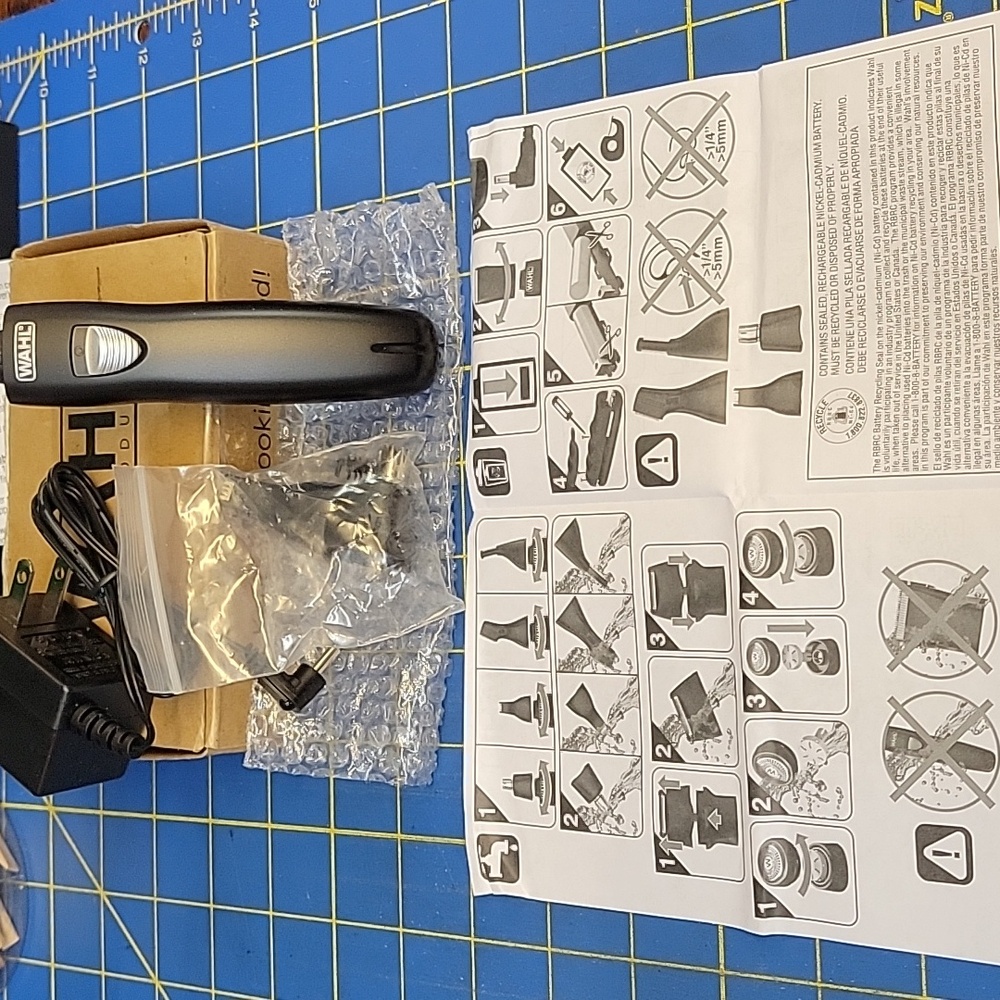 Wahl Nose, Eyebrow & Ear Trimmer Clipper Set in Black Rechargeable NEW